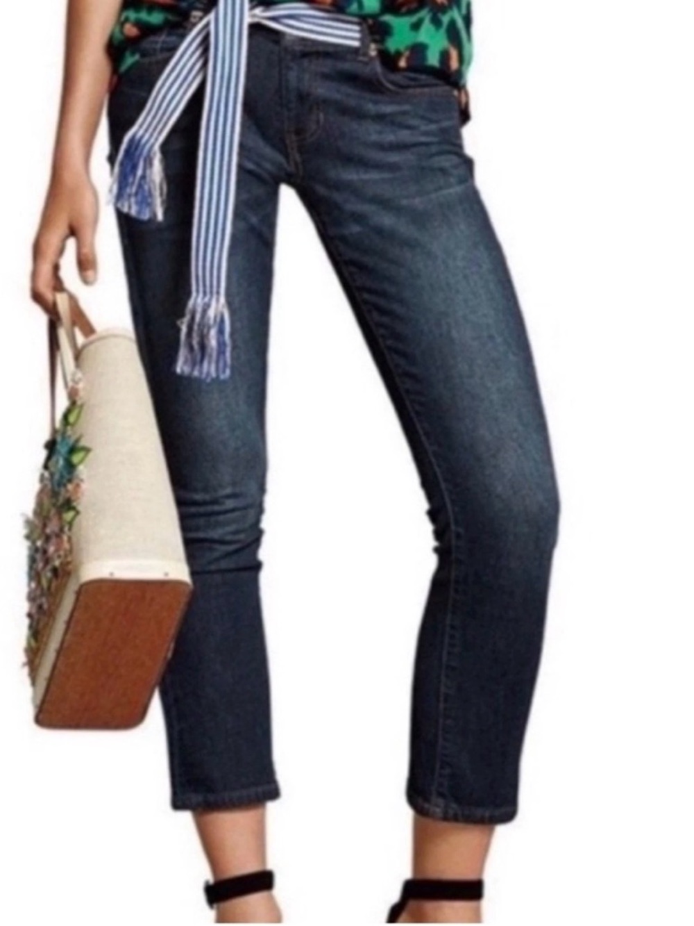 Cabi New Crop mid-rise cropped straight leg denim jeans style 5086 size 4
